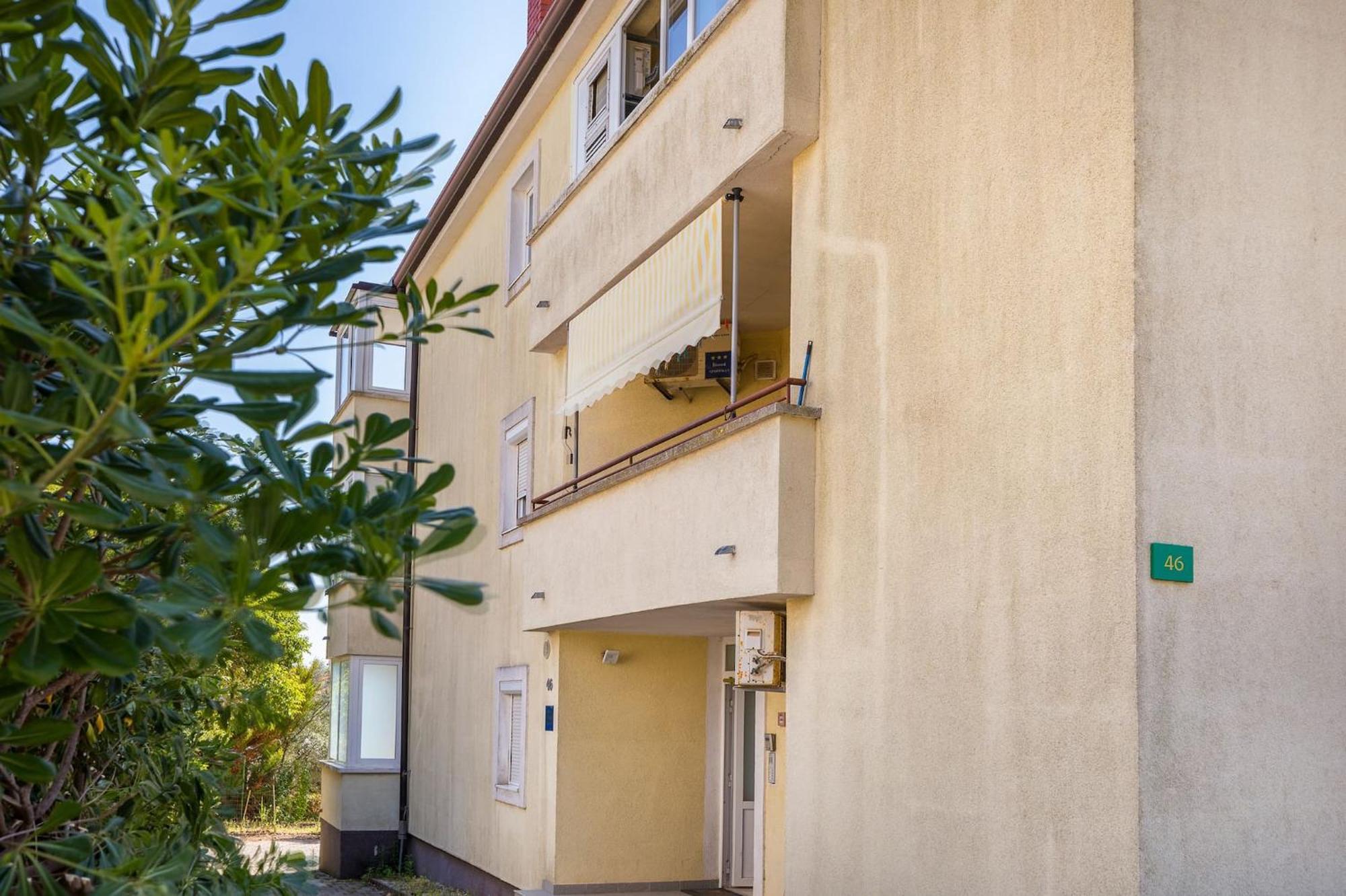 Apartment Stellina Stinjan ภายนอก รูปภาพ