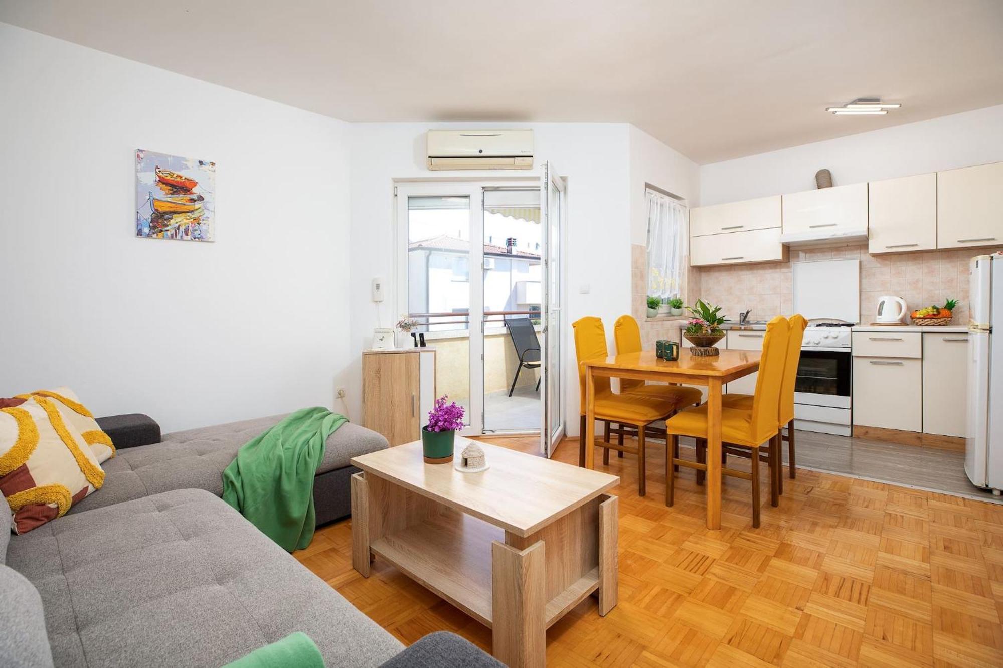Apartment Stellina Stinjan ภายนอก รูปภาพ