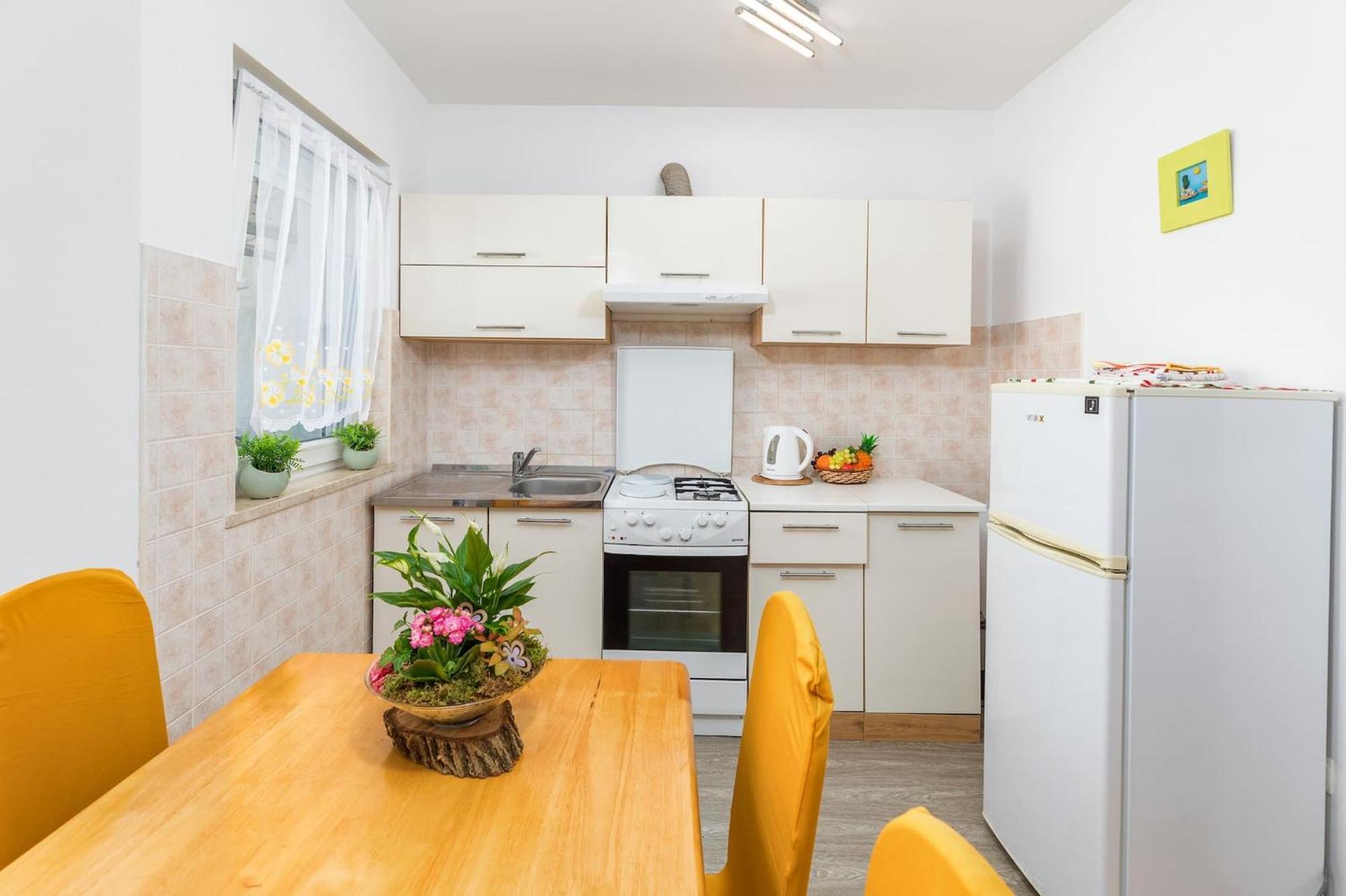 Apartment Stellina Stinjan ภายนอก รูปภาพ